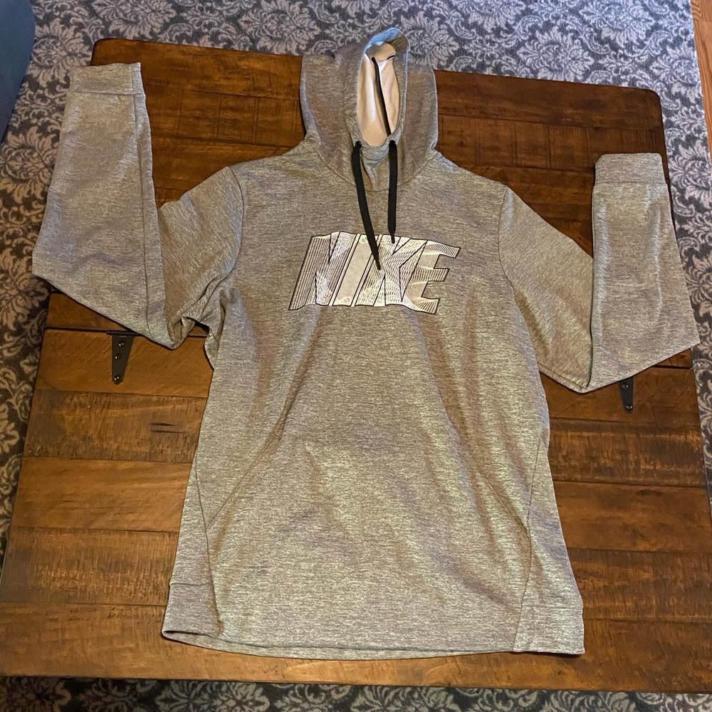 Mens Nike hoodie size medium